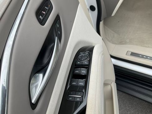 Certified 2024 Cadillac Escalade Sport Platinum image 8