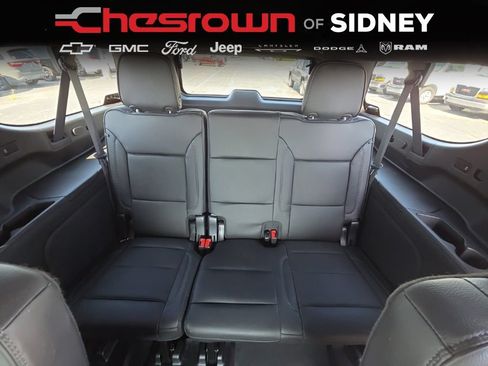 Used 2023 GMC Yukon XL Denali w/ Advanced Technology Package AWD/4WD image 32