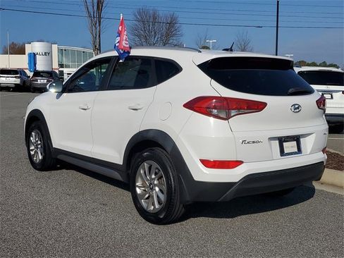 Used 2017 Hyundai Tucson SE image 6