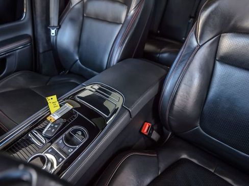 Used 2016 Jaguar XJ image 34