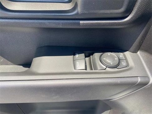 New 2025 GMC Sierra 2500 Pro w/ Convenience Package image 12