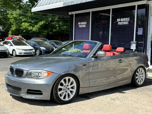 Used 2012 BMW 135i Convertible RWD image 4