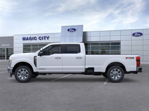 New 2025 Ford F350 Lariat w/ Lariat Ultimate Package image 3