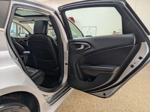 Used 2015 Chrysler 200 C w/ Sun/Sound Group image 15