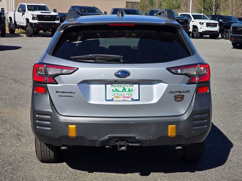 Used 2022 Subaru Outback Wilderness image 18