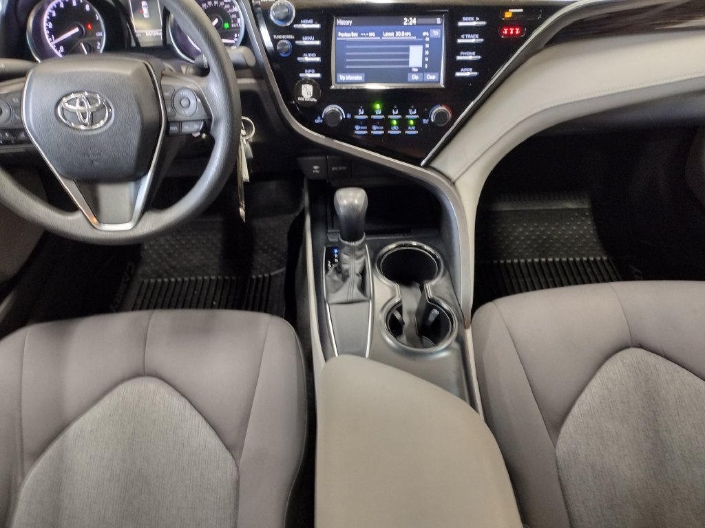 Used 2018 Toyota Camry LE FWD image 36