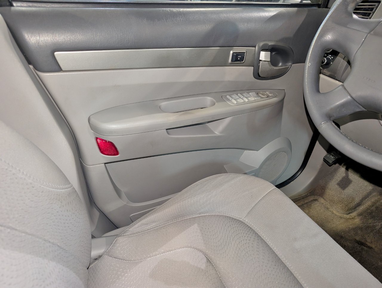 Used 2007 Buick Rendezvous CX FWD image 31