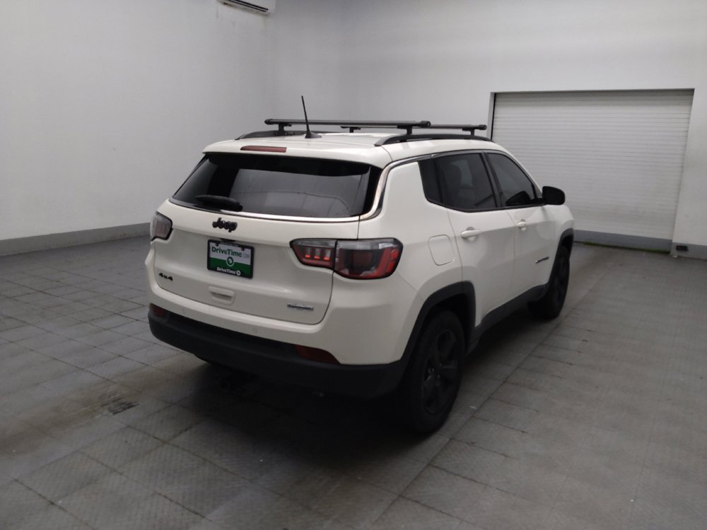 Used 2018 Jeep Compass Latitude w/ Popular Equipment Group AWD/4WD image 9