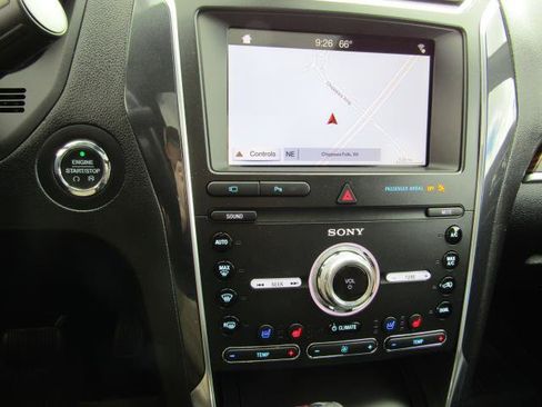 Certified 2019 Ford Explorer Limited w/ Ford Safe & Smart Package AWD/4WD image 25