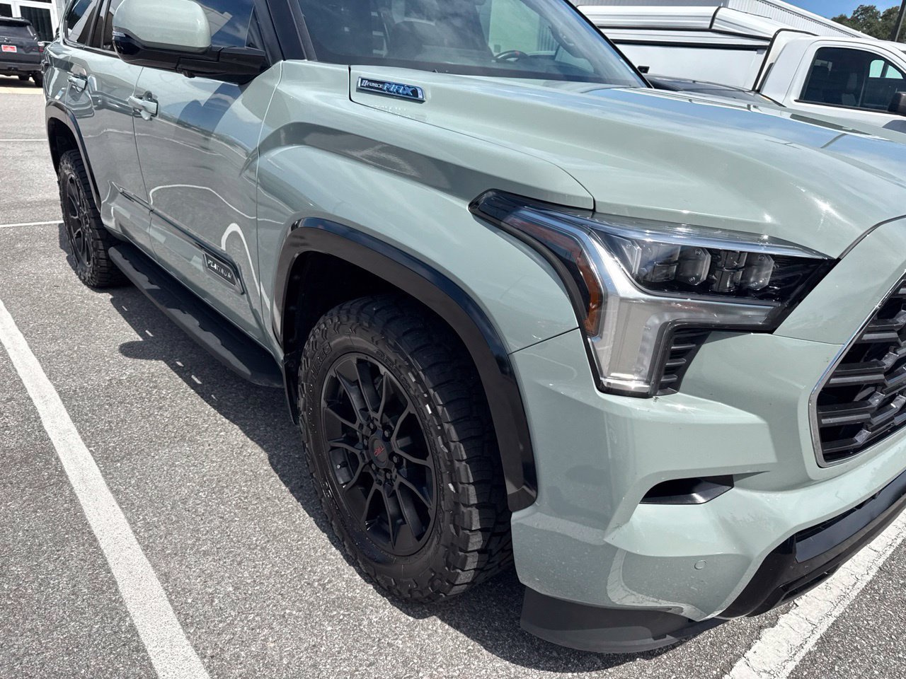Used 2025 Toyota Sequoia Platinum w/ TRD Off-Road Package AWD/4WD image 4