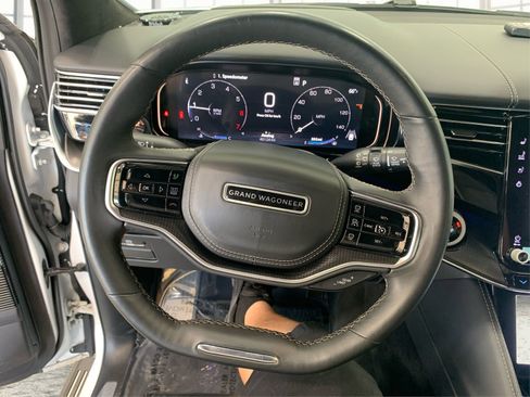 Used 2024 Jeep Grand Wagoneer Series II w/ Quick Order Packagew 28T image 17