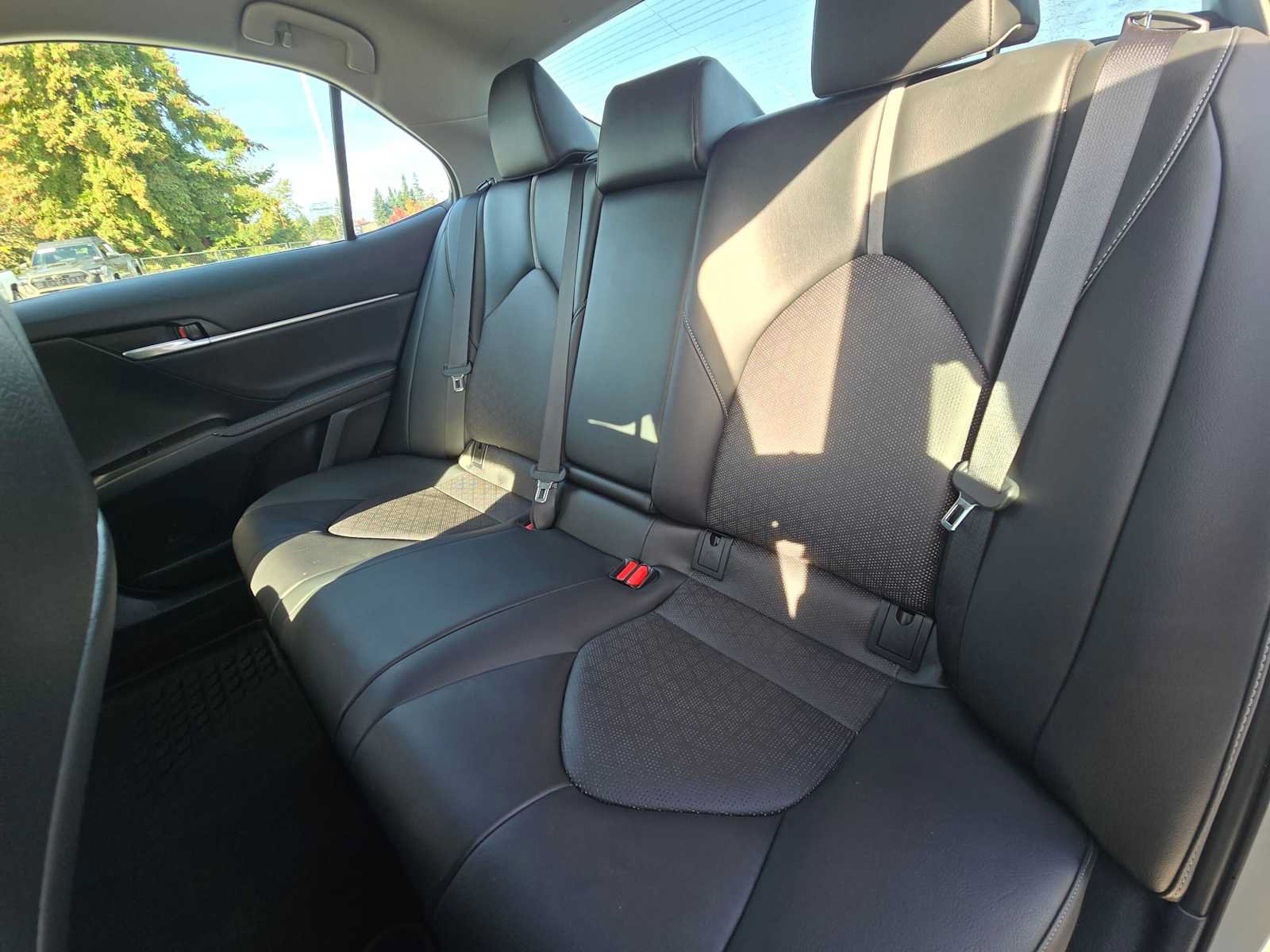 Used 2023 Toyota Camry XSE w/ Cold Weather Package FWD image 17