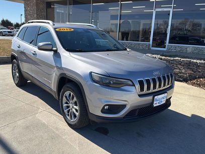 Used 2019 Jeep Cherokee Latitude Plus w/ Cold Weather Group