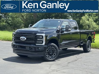 New 2025 Ford F350 Platinum w/ FX4 Off-Road Package