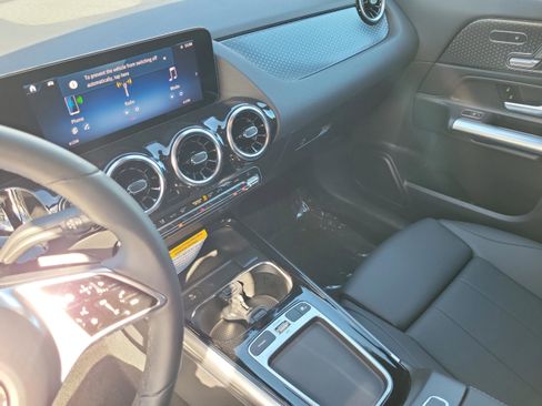 Certified 2026 Mercedes-Benz GLA 250 image 20