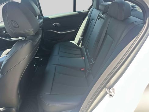 Certified 2025 BMW 330i xDrive Sedan w/ Convenience Package image 14