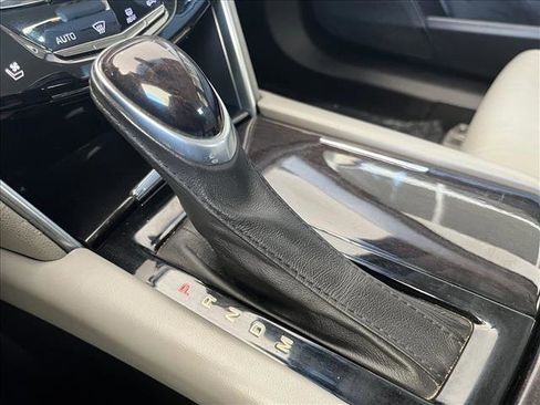 Used 2016 Cadillac XTS Luxury image 15