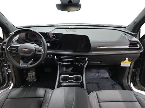 New 2026 Chevrolet Traverse High Country w/ LPO, Floor Liner Package AWD/4WD image 10
