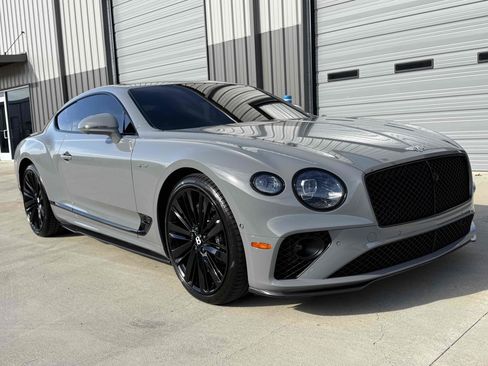 Used 2022 Bentley Continental GT Speed image 3