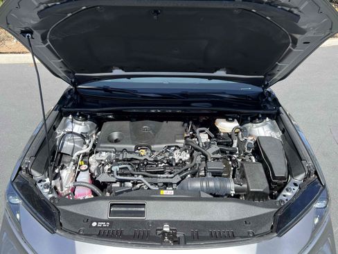 Used 2025 Toyota Camry SE w/ Convenience Package FWD image 22