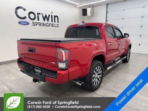 Used 2022 Toyota Tacoma Limited image 5