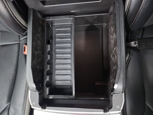 Used 2018 Ford F150 Platinum image 28