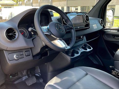 New 2026 Mercedes-Benz Sprinter 2500 image 5