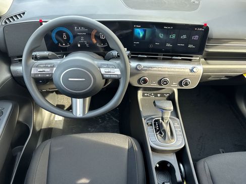 New 2026 Hyundai Kona SE image 22