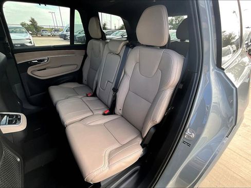 New 2026 Volvo XC90 B6 Ultra w/ Protection Package Premier image 19