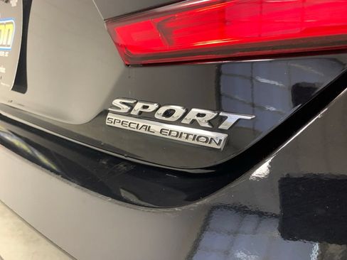 Used 2022 Honda Accord Sport Special Edition image 10