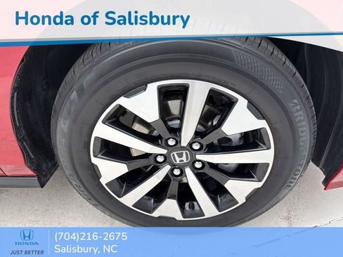 Certified 2025 Honda Odyssey EX-L image 14