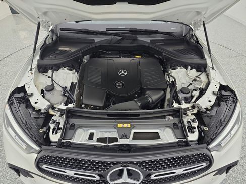 Certified 2023 Mercedes-Benz GLC 300 image 22