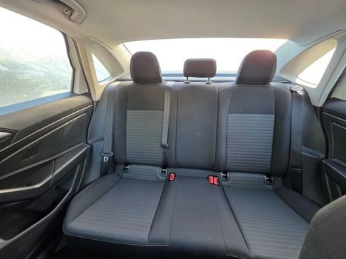 Used 2025 Volkswagen Jetta S image 26