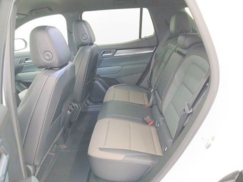New 2026 GMC Terrain AT4 AWD/4WD image 7
