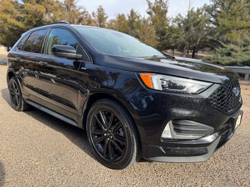 Used 2022 Ford Edge ST-Line image 3