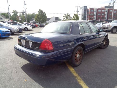 Used 2010 Ford Crown Victoria Police Interceptor RWD image 4