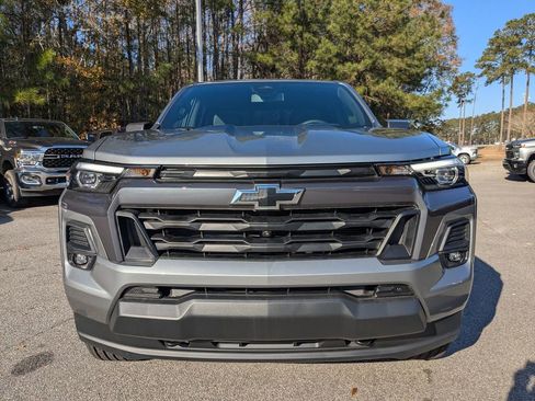 New 2025 Chevrolet Colorado LT w/ LT Convenience Package image 9
