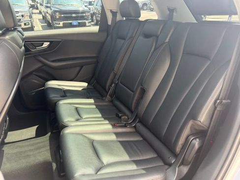 Used 2019 Audi Q7 3.0T Premium Plus AWD/4WD image 31