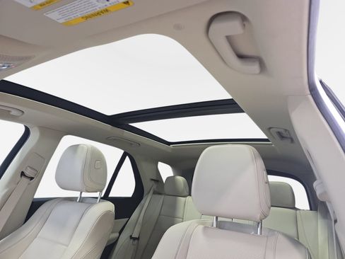 Certified 2024 Mercedes-Benz GLE 450 4MATIC image 29