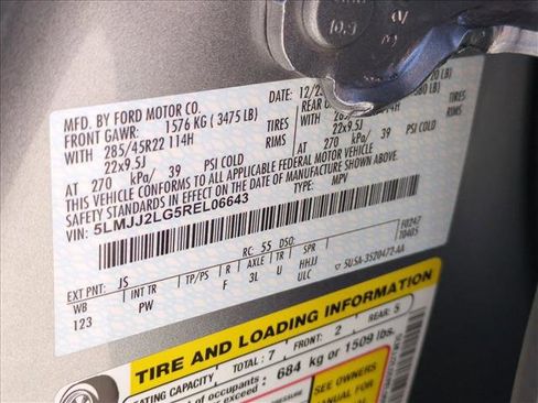 Used 2024 Lincoln Navigator Reserve image 30