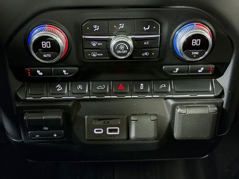 Used 2022 GMC Sierra 1500 SLT image 15