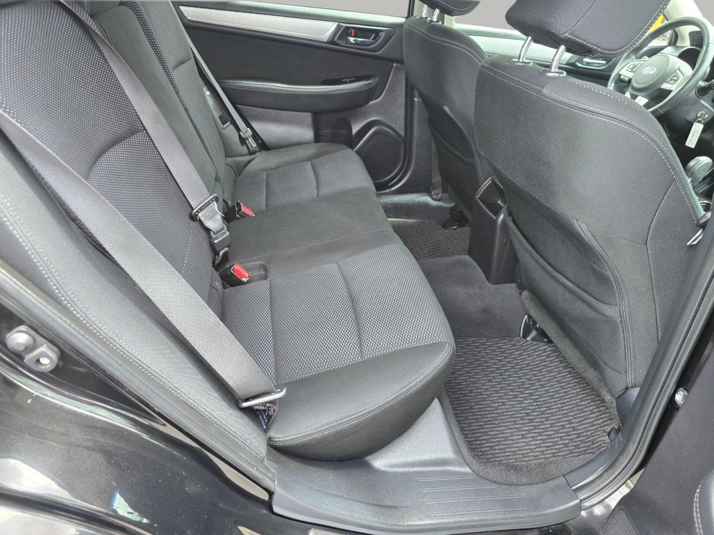 Used 2017 Subaru Outback 2.5i Premium AWD/4WD image 26