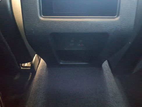 Used 2022 Mitsubishi Outlander SE AWD/4WD image 12