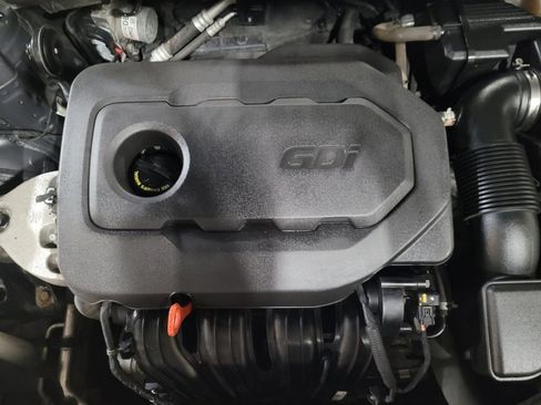 Used 2017 Kia Optima LX FWD image 30