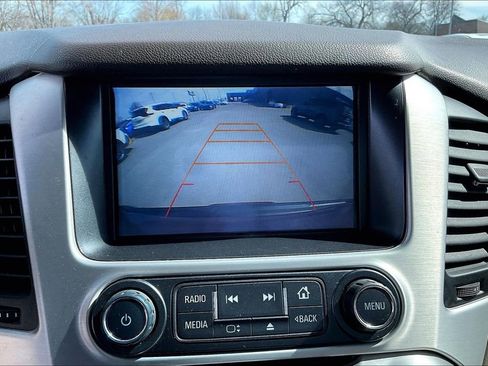 Used 2017 GMC Yukon XL SLT w/ Premium Edition image 31