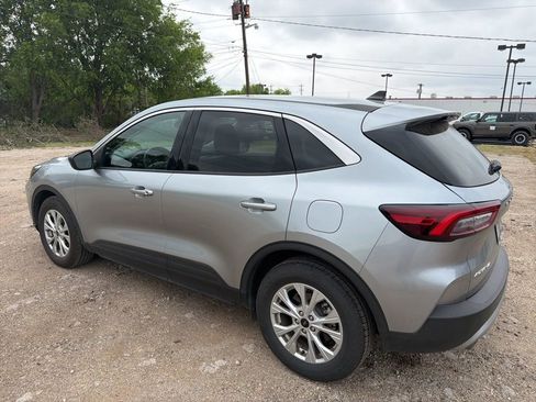 Used 2024 Ford Escape Active image 4