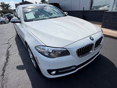Used 2015 BMW 528i xDrive Sedan AWD/4WD image 11
