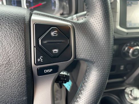 Used 2018 Toyota 4Runner SR5 Premium image 28