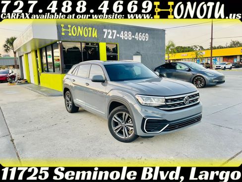 Used 2021 Volkswagen Atlas Cross Sport SE FWD image 1
