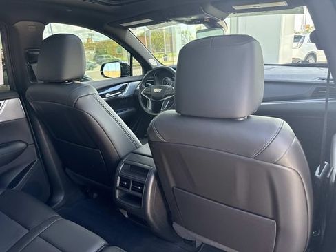 Used 2023 Cadillac XT5 Premium Luxury AWD/4WD image 25